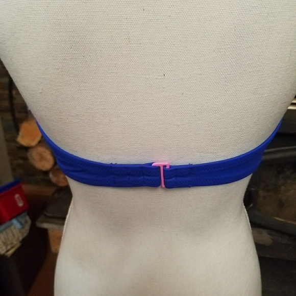 NWOT blue and pink bikini top with shoulder straps - Picture 3 of 3
